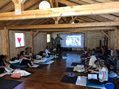 Peter Askew - Evolutionary Yoga Evolutionary Yoga Class